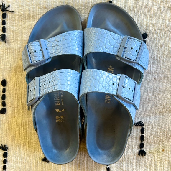 Birkenstock Arizona Rivet Logo In Dusty Blue Leather - Picture 1 of 7
